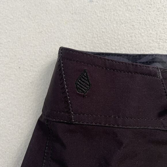 NWT Volcom Macaw Mod Tech Boy Board Shorts Swim Trunks Black Swimsuit 25 / 10 - Picture 4 of 10